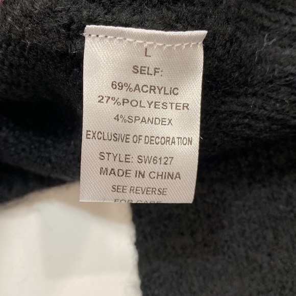 NWT Sequined Sweater - Picture 6 of 8